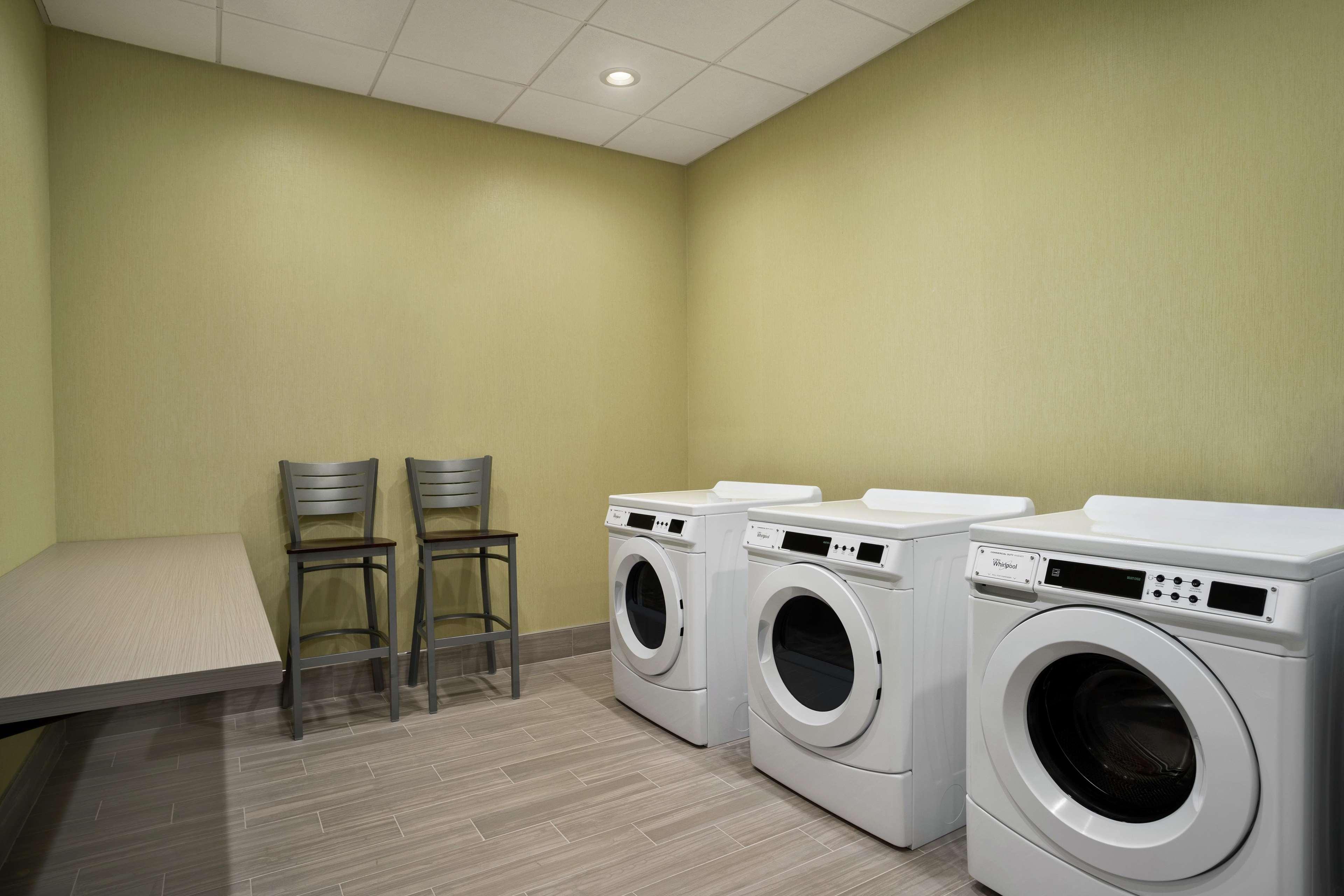 Homewood Suites By Hilton Florence Ngoại thất bức ảnh