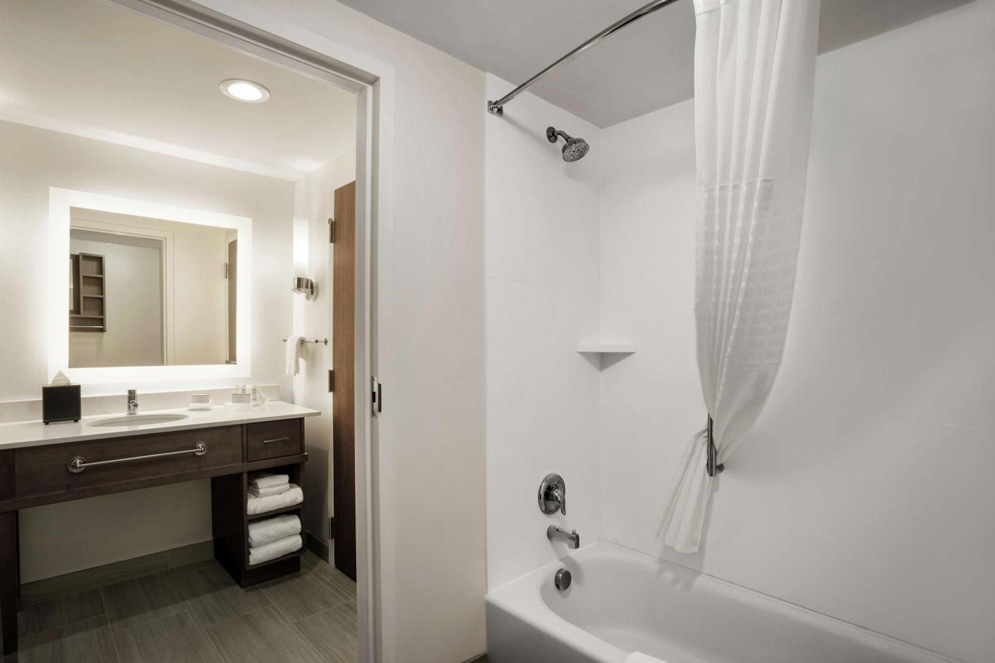 Homewood Suites By Hilton Florence Ngoại thất bức ảnh
